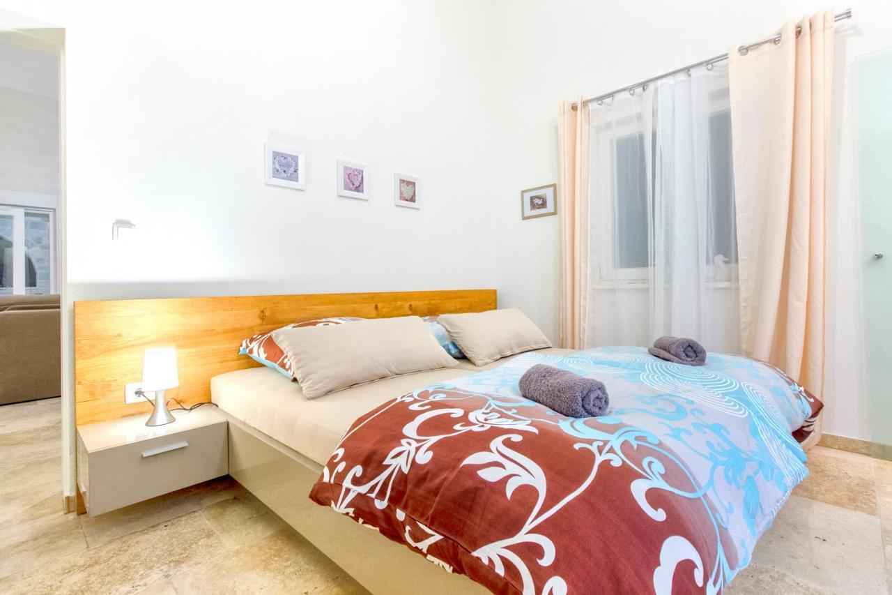 Dalmata Lounge Apartment Starigrad Paklenica Exterior photo